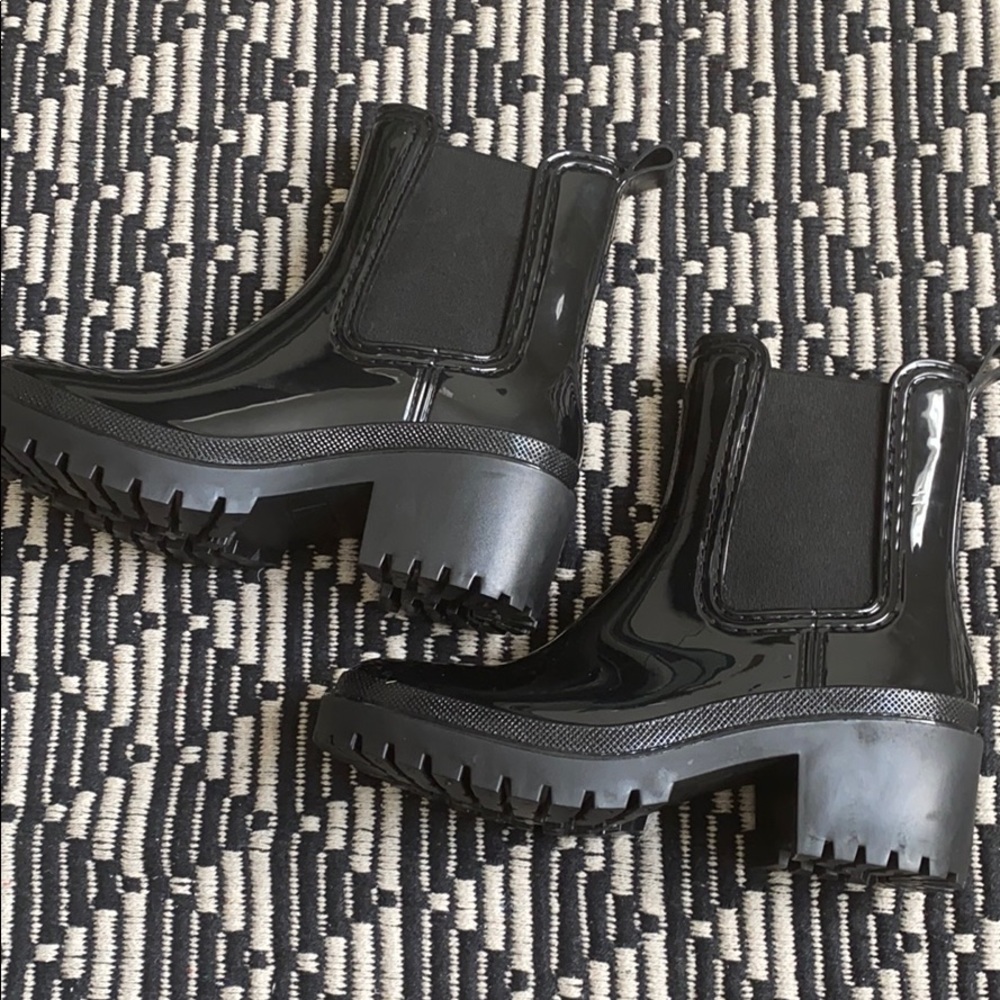 Catherine Malandrino rain boots size 8